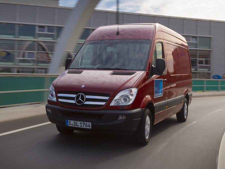  Mercedes-Benz Sprinter High Roof Van 2006 года  (фото 11 из 33)